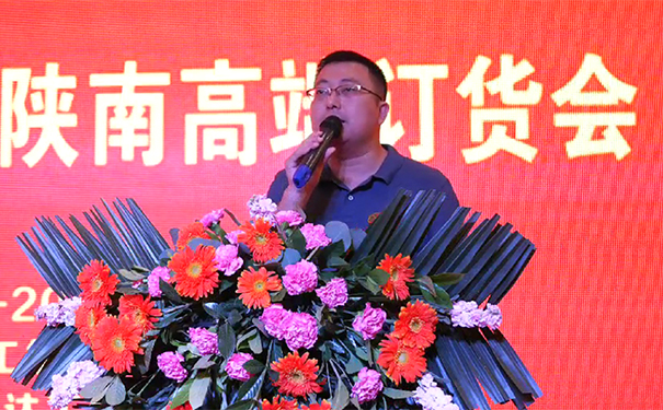 莱工.jpg 莱工.jpg