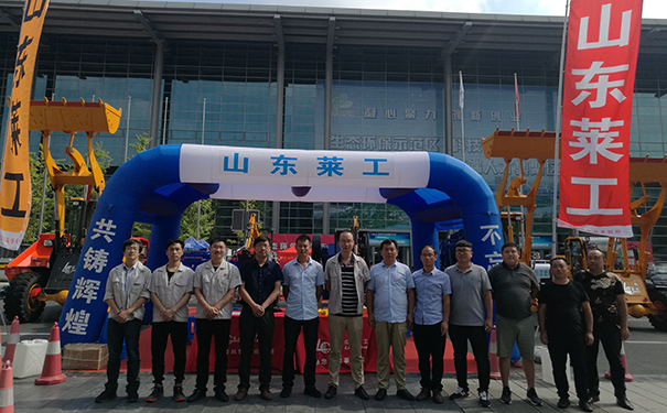 莱工.jpg 莱工.jpg