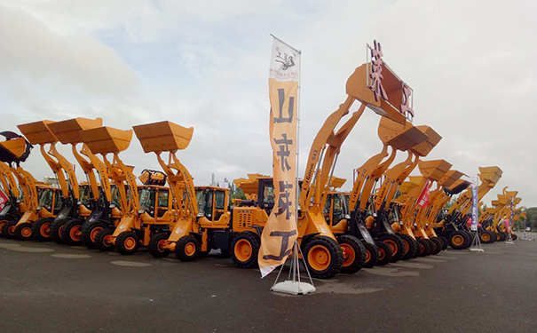 莱工.jpg 莱工.jpg