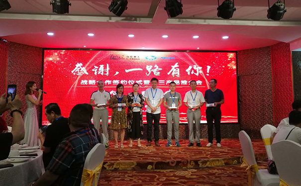 莱工.jpg 莱工.jpg